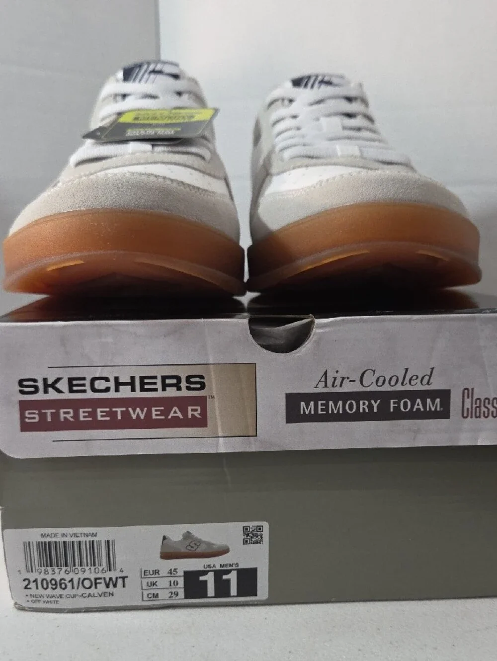 Skechers Sz 11 Men's White, Light Gray & Gum Court-Style Sneakers